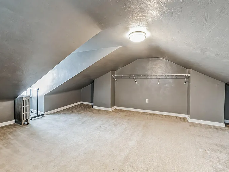 131 S 20th St — Photo 13