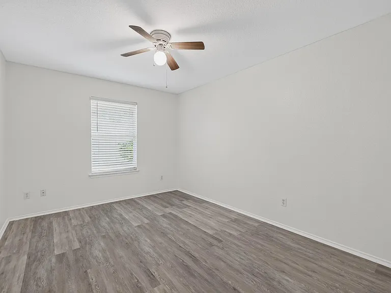 315 Waterlily Way — Photo 27