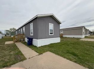 736 E Bever Dr, Towanda, KS 67144