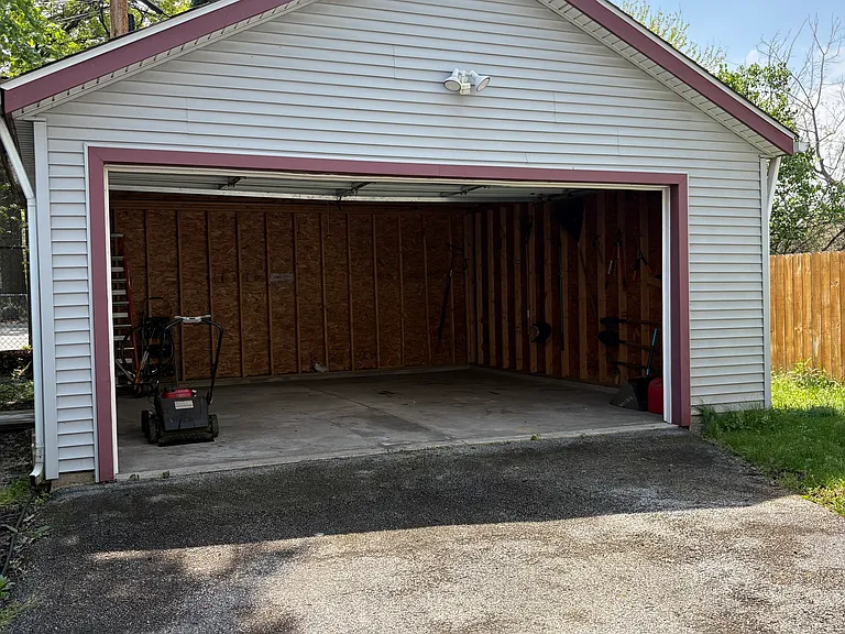 2 Car Garage