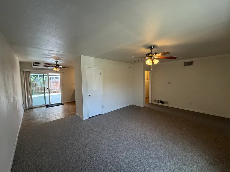 6305 Acorn St #6305 — Photo 3