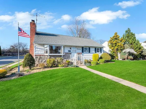 (undisclosed Address), Bethpage, NY 11714