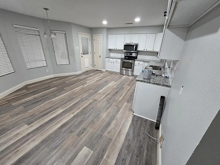 4732 Harvard Ave — Photo 9