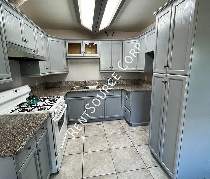 38728 17th St E — Photo 5