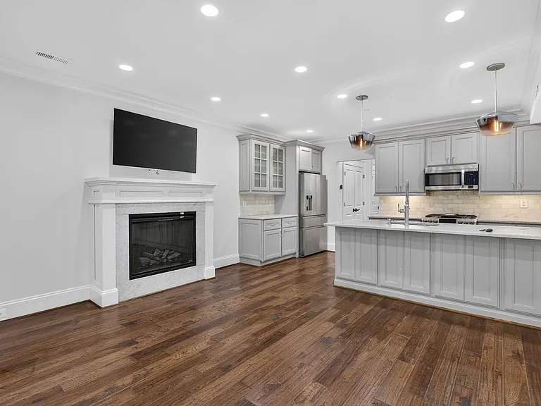 1717 Euclid St NW #1 — Photo 5