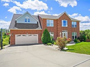 327 Wildwind Dr, Rostraver Township, PA 15012