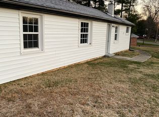 4912 Furnace Ln, Salem, VA 24153