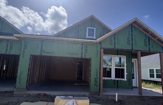 1st image of 18 B Suwannee Dr