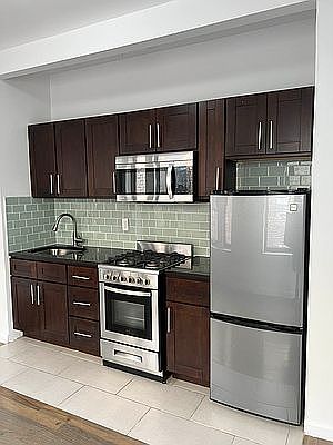 2nd image of 601 W 163rd St APT 6D
