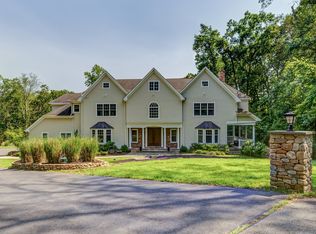 275 Chestnut Grv, Guilford, CT 06437