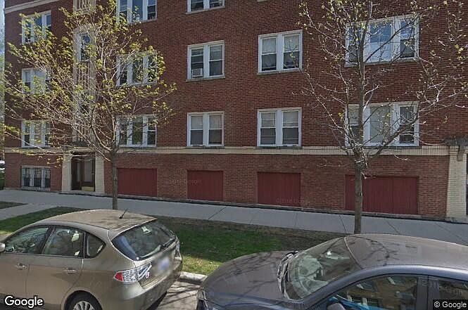 1st image of 2937 W Schubert Ave #G
