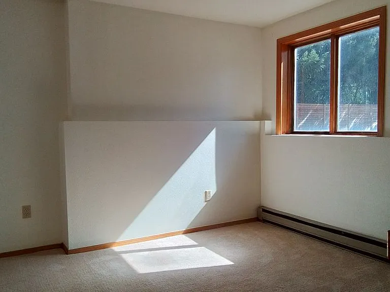 719 S Church Ave #13 — Photo 8