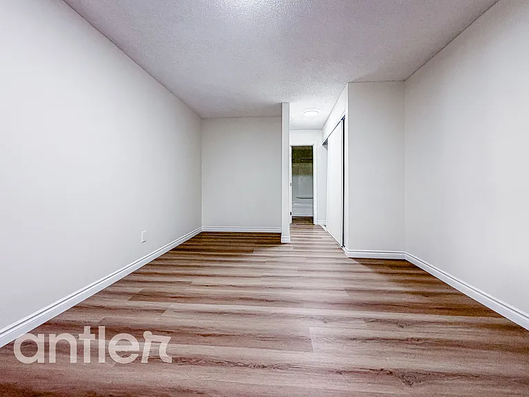9011 Tobias Ave #A140 — Photo 11