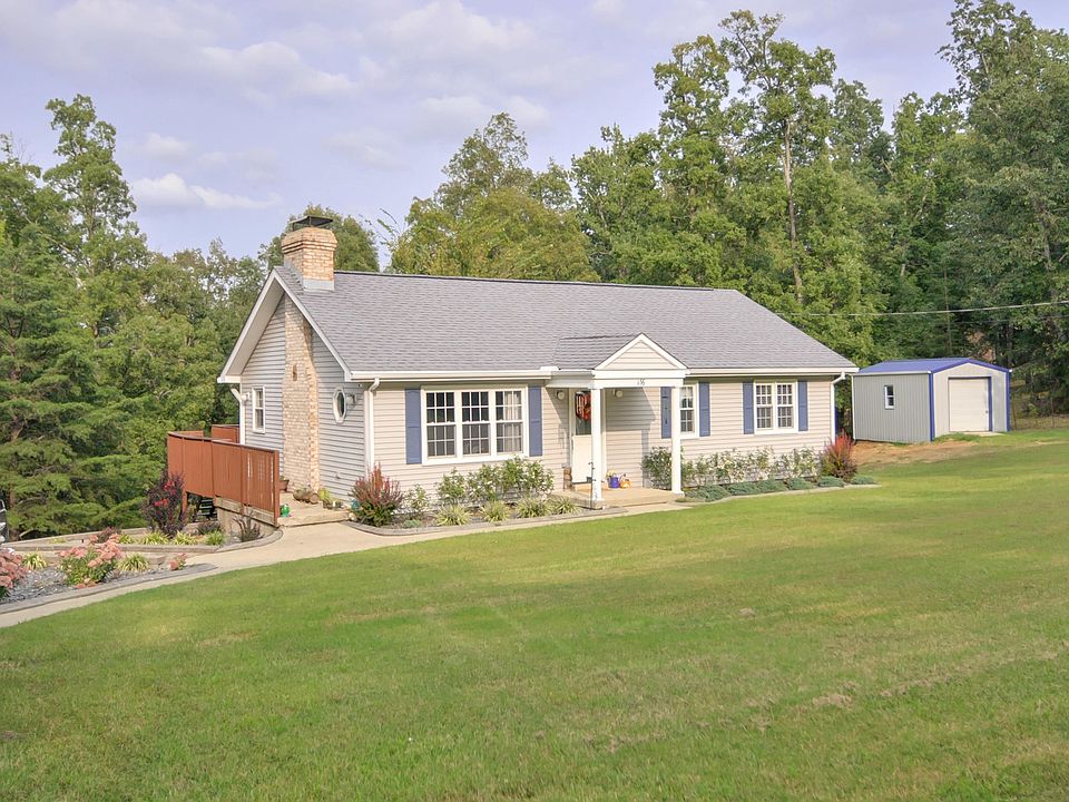 1st image of 136 Forest Hill Ct