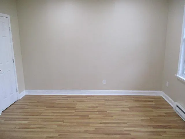 1 bed, 900 sqft, $1,250 — Photo 2