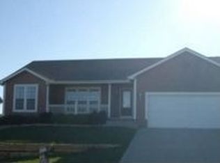 3813 Clayton Dr, Leavenworth, KS 66048
