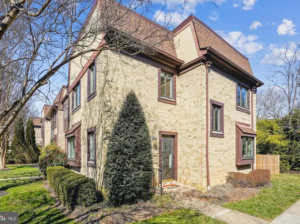 2842 Jermantown Rd, Oakton, VA 22124