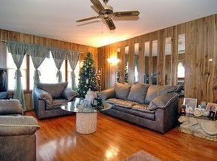 904 Chicago Rd, Thornton, IL 60476