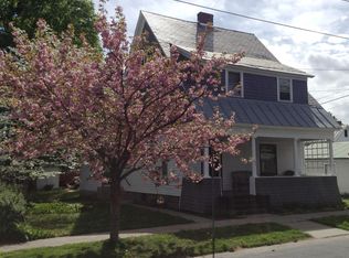 42 Ludlow St, Saratoga Springs, NY 12866