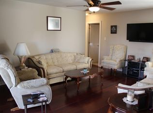 19 Country Oak Ln, Egg Harbor Township, NJ 08234
