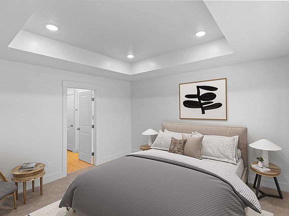 The photos are staged and may not reflect the current condition or contents of the property.