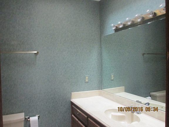 4th image of 5204 San Antonio Ave
