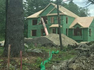 467 Forest St, Dunstable, MA 01827