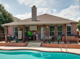 428 Indian Trail Rd, Roanoke, TX 76262