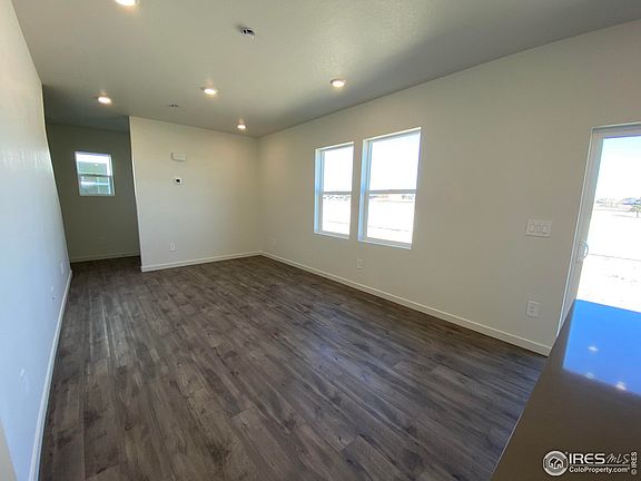 4th image of 3828 Katmai Ave