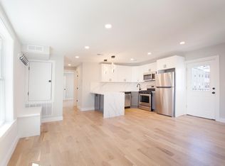 22 Murray Ct #3, Boston, MA 02128