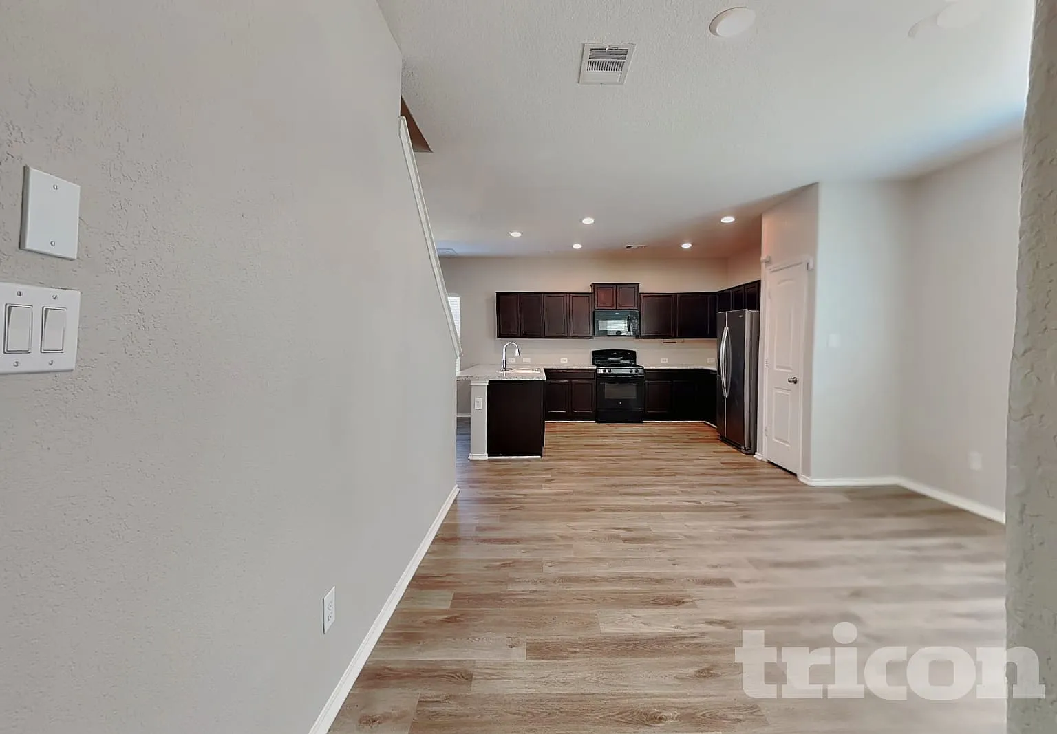 8406 Chalk Hill Cove Converse TX — Photo 3