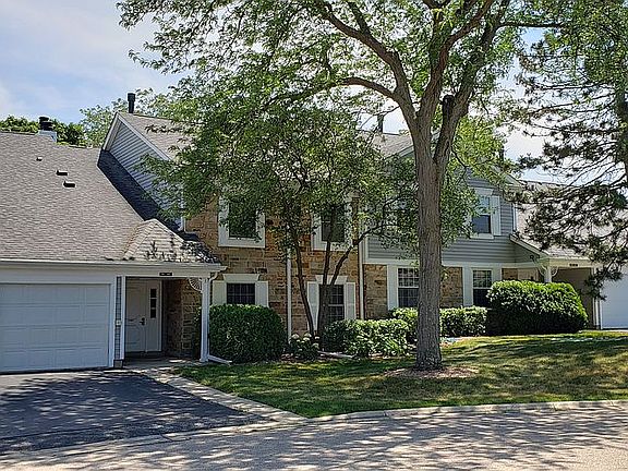 1117 Auburn Ln Buffalo Grove