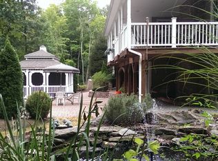 4 Ash Rd, Branford, CT 06405