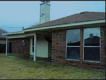 2nd image of 717 Meadowdale Dr