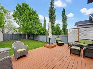 2208 Baker Clos SW, Edmonton, AB T6W 1G9
