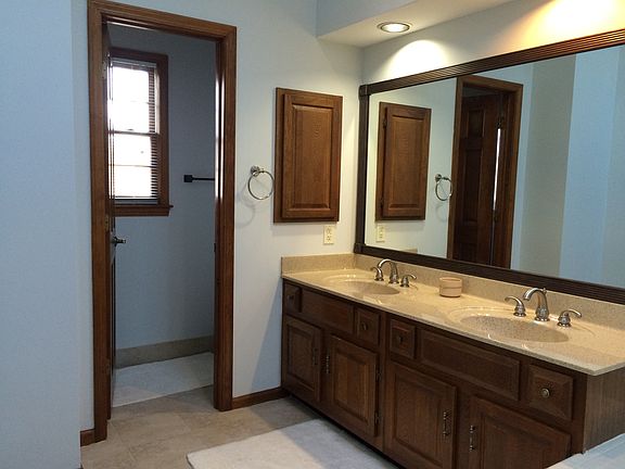 2nd image of 2588 Settlers Ct
