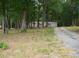 2249 Hollywood Rd, Chatham, VA 24531