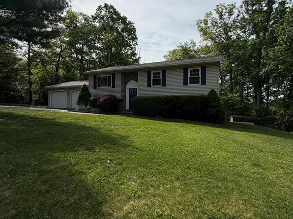 2105 Walsh Dr, Westminster, MD 21157