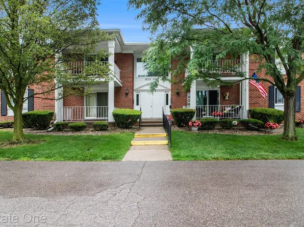 1870 Fort St APT 7, Trenton, MI 48183