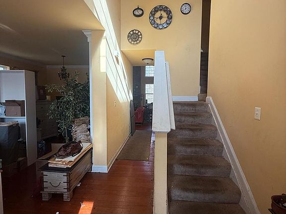 2nd image of 1219 Bush Rd