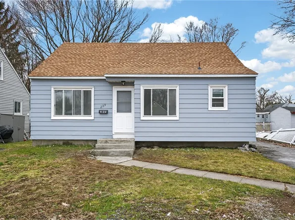209 Northwood Dr, Syracuse, NY 13211