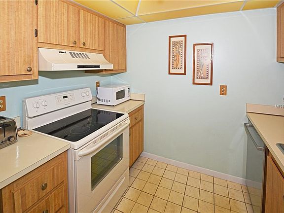 5th image of 14255 Rosemary Ln APT 8224