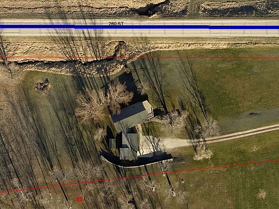 5th image of 2801 Oaks Ave