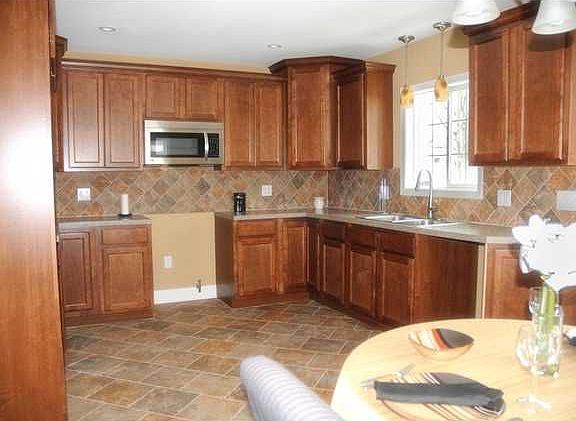 5th image of 16 Wood St
