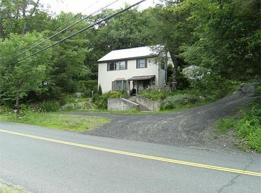2nd image of 1067 General Knox Rd