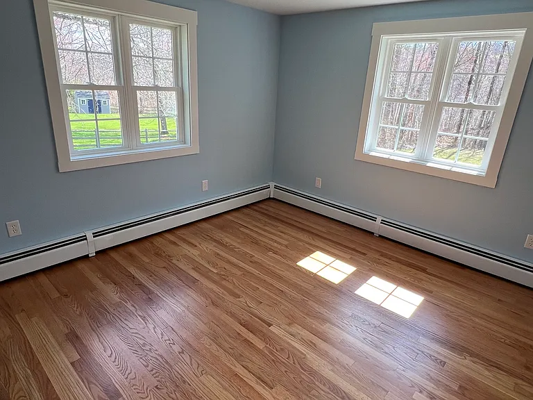 157 Middle Rd — Photo 11