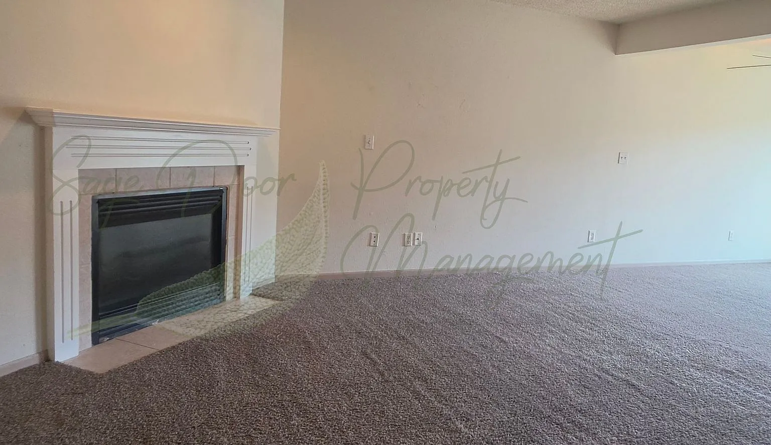 204 NE Sunshine Street — Photo 2