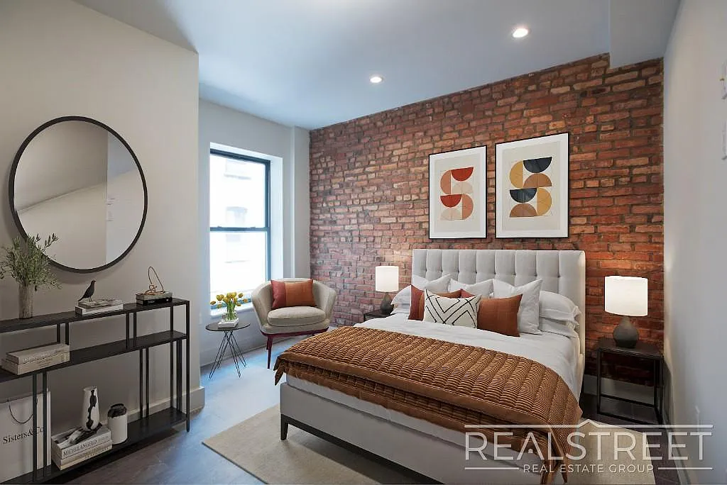 Building Photo - 1578 Union St #2D