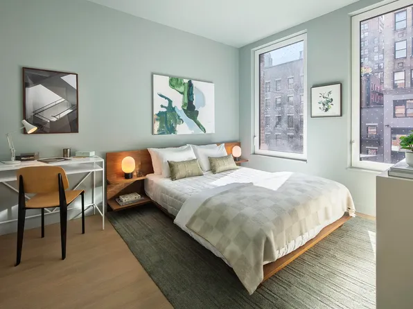 335 8th Ave, New York, NY