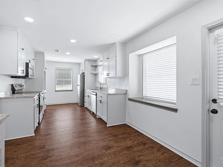 32242 Sky Lakes Dr — Photo 10